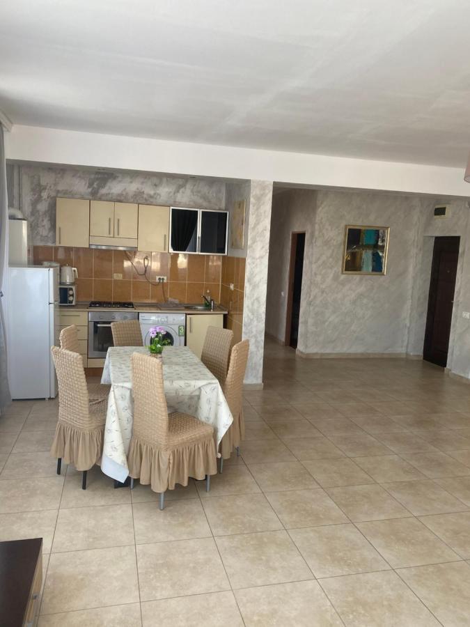 Virgo Apartaments Summer Land Mamaia Buitenkant foto