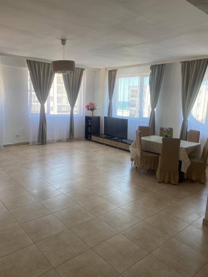 Virgo Apartaments Summer Land Mamaia Buitenkant foto
